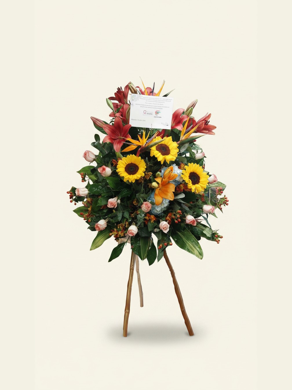 CE-05 · Trípode — Florería Mely Flor